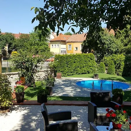 Guest house Topart