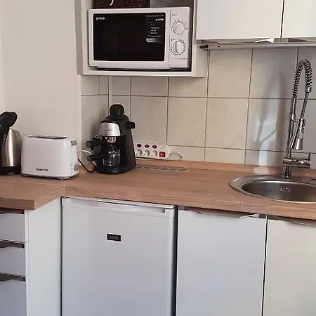 Topart Guest house